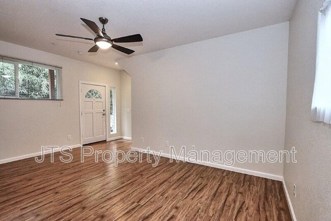 Photo - 4222 Crestline Ave