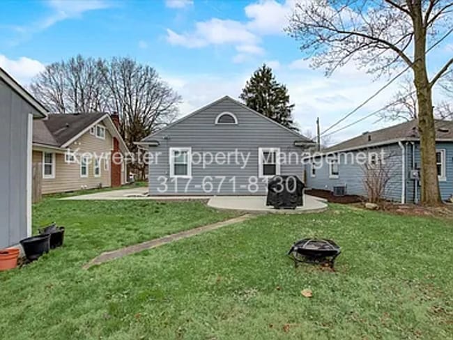 Photo - 528 W 43rd St