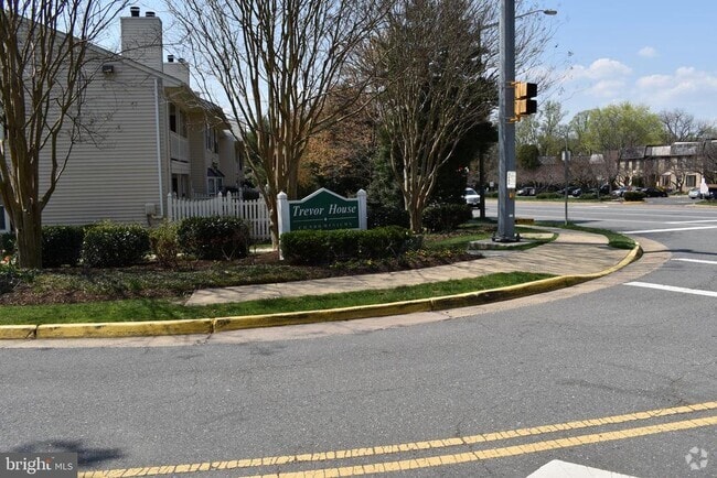 Building Photo - 10208 Ashbrooke Ct Unit 17 Rental