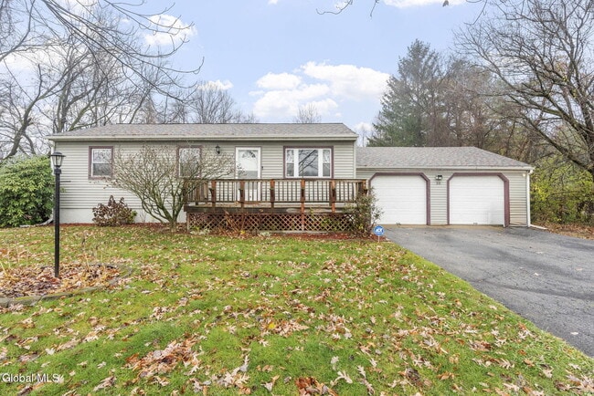 Building Photo - 38 Duncan Rd