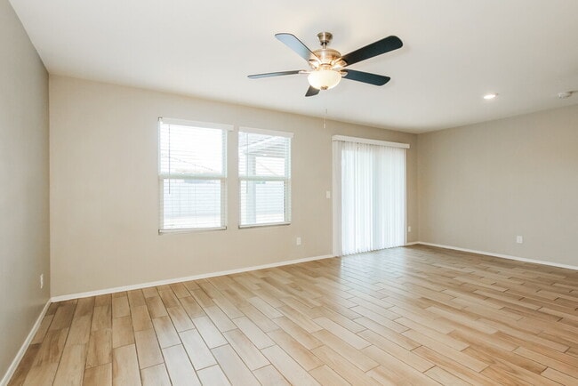 Photo - 25773 W Euclid Ave