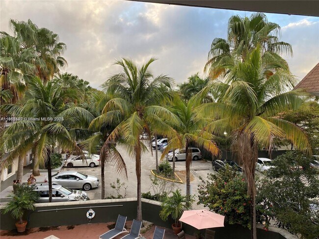 Building Photo - 3245 Virginia St Unit 59