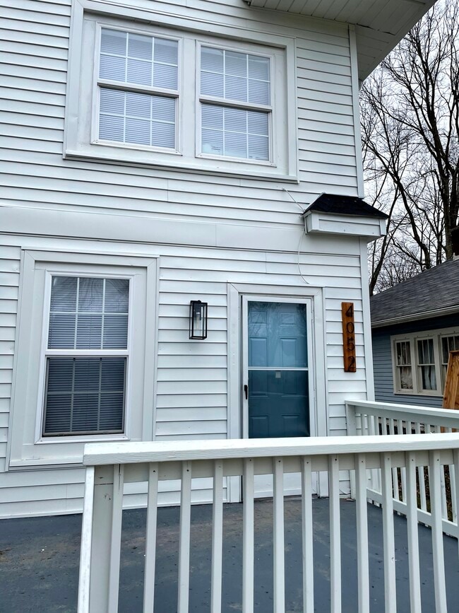 Building Photo - 4050 Cornelius Ave