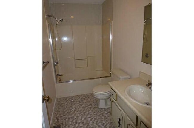 Building Photo - 2970 Mendon Rd Unit 79 Rental