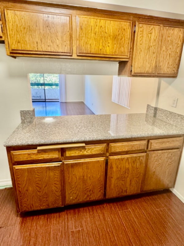 Photo - 5735 Woodman Ave Unit 209