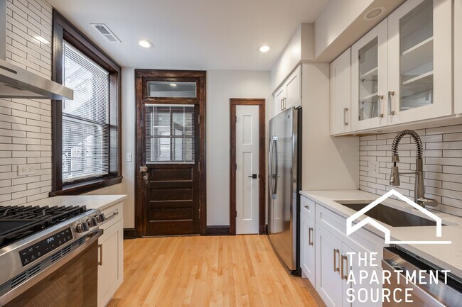 Photo - 6409 N Talman Ave Unit 201