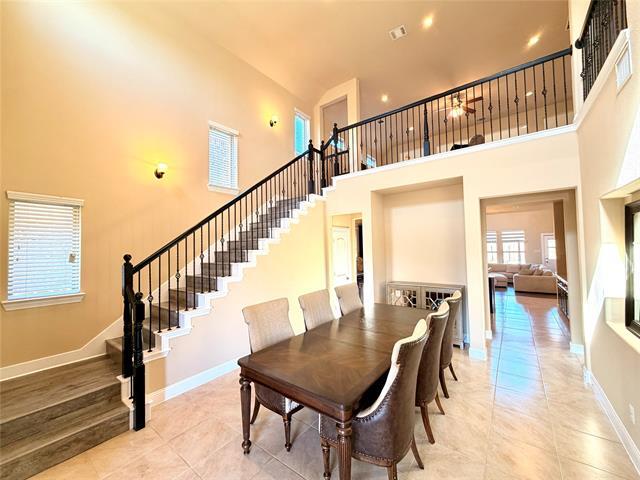 Photo - 2403 Rosemary Ln