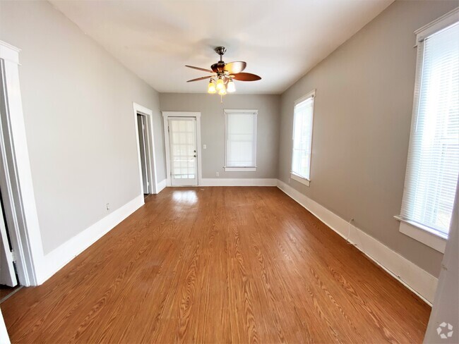 Building Photo - 1466 30th Ave N Rental