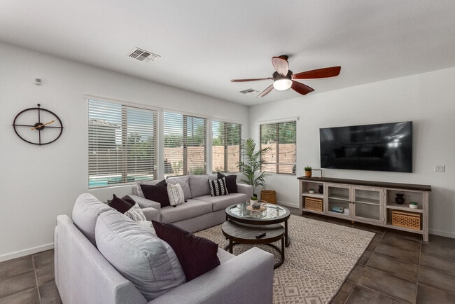 Building Photo - 3560 E Merlot St Unit ID1247648P Rental