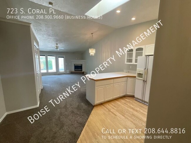 Photo - 723 S Coral Pl