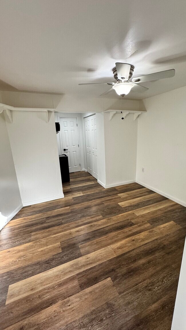 9970 SW 13th Ter Apartment Unit Near FIU off of 8th ST Miami, FL