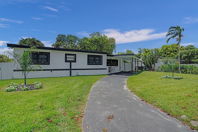 Photo - 18600 NW 11th Rd