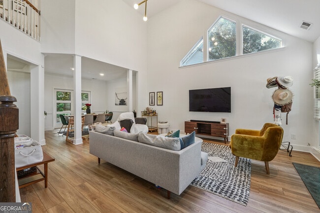 Photo - 2840 Ivey Oaks Ln