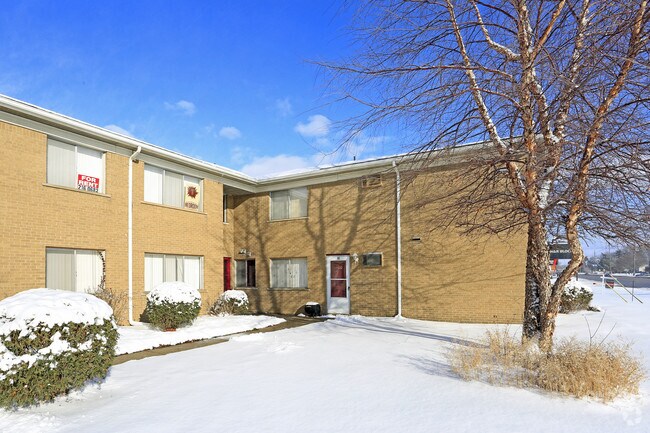 Imperial Gardens Apartments - Imperial Gardens Apartments