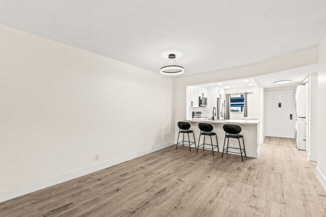 Photo - 2935 SW 22nd Ave Unit 1060