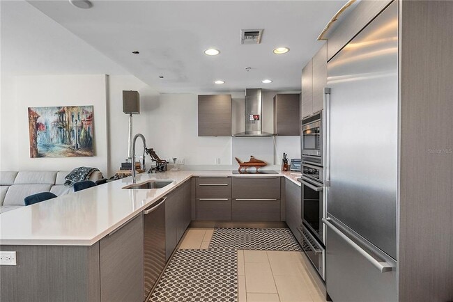 Photo - 175 1st St S Unidad 704