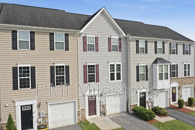 Photo - 72 Norwood Dr