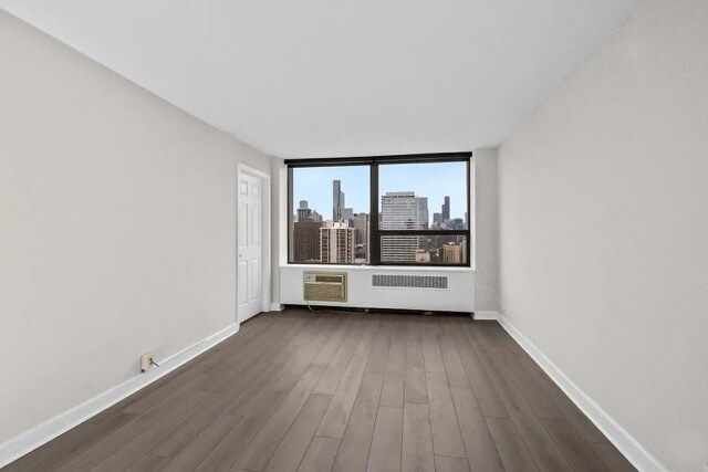 Photo - 1360 N Sandburg Terrace Unit 2809C