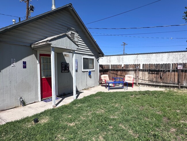 Photo - 0 E Richards St