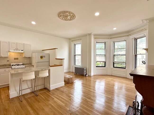Photo - 558 Columbus Ave Unit 2F