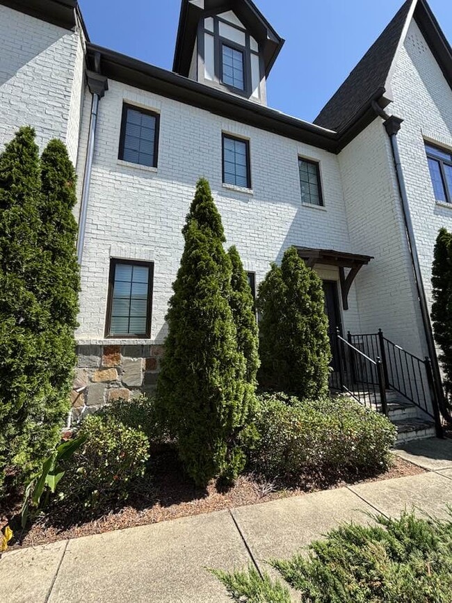 Photo - 962 Lennox BlvdBirmingham, AL35216 Townhome