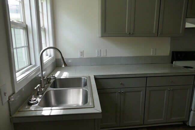 Photo - 209 Doctor M.L.K. Jr Ave