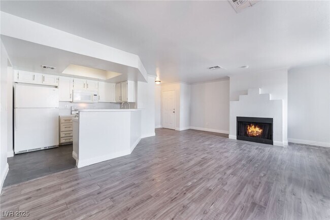 Photo - 8600 NV-159 Unidad 2177