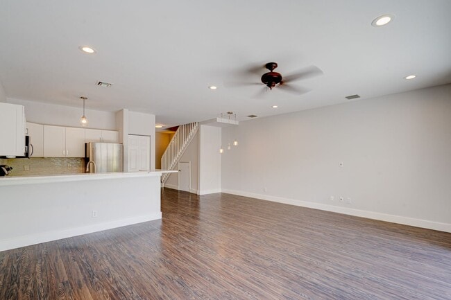 Photo - TWO WEEKS FREE! GORGEOUS townhouse updated...