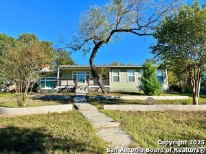 Building Photo - 1041 Ivy Ln