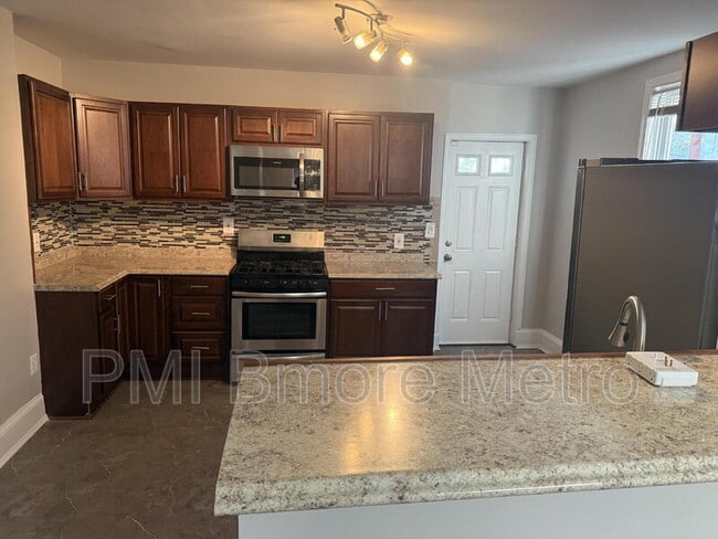 Photo - 5205 Craig Ave