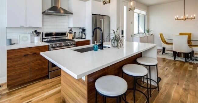 Building Photo - 3644 Quivas St