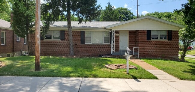 Photo - 1361 N Florissant Rd Casa