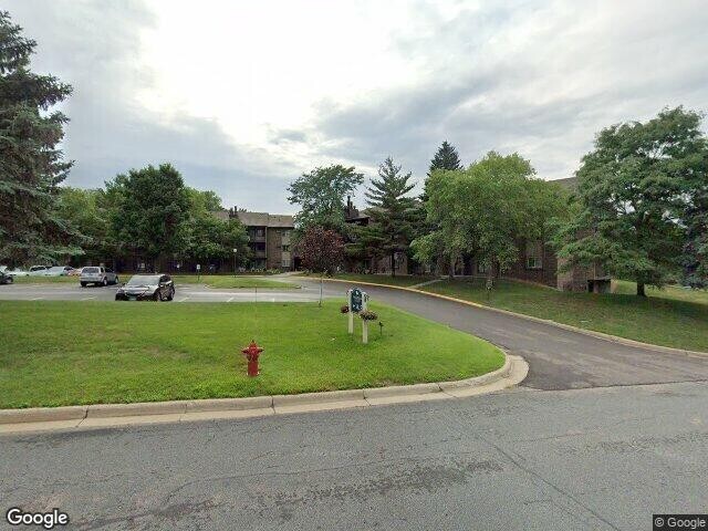 Building Photo - Fully Remodeled Eagan 2 BED 2 BATH Condo; Stainless Appliances! Unit 114