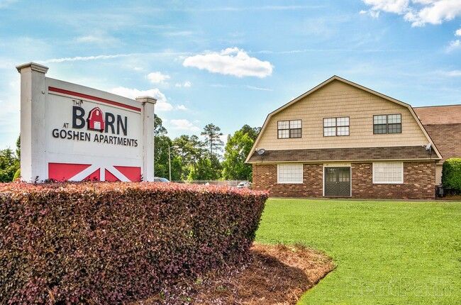 Building Photo - 142 Goshen Rd Rental