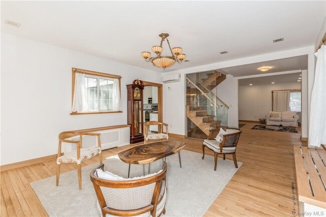 Photo - 530 Orangeburg Rd