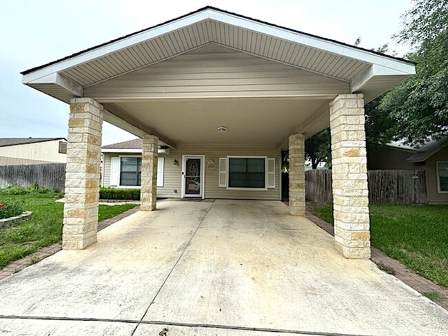 Photo - Move In Special! Roomy 2 bedroom 1 bath in...