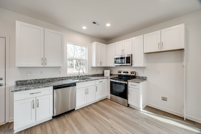 Photo - 22 S Mickley Ave