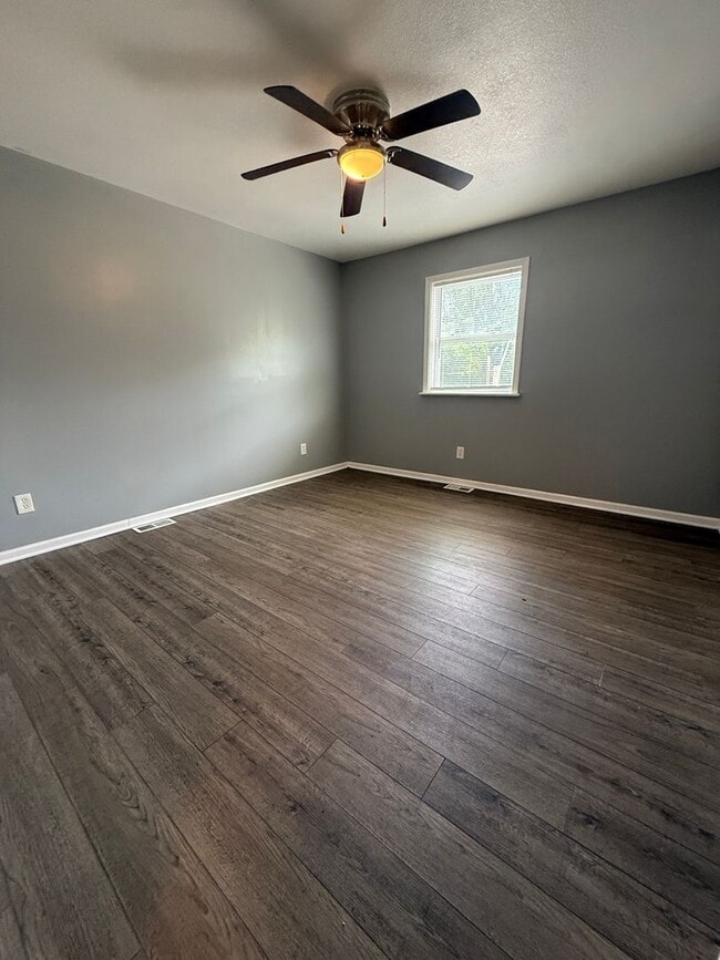 Photo - Modern Comfort Meets Convenience – 2BR available now!
