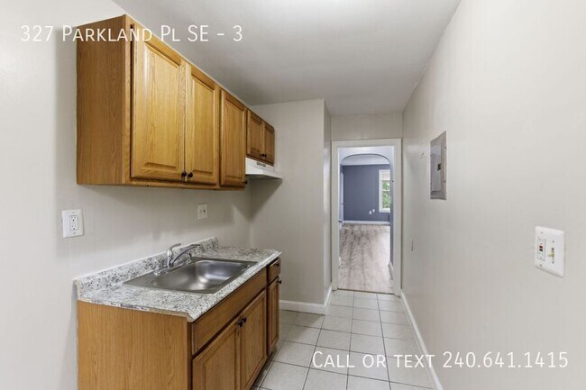 Photo - 327 Parkland Pl SE Unit 3
