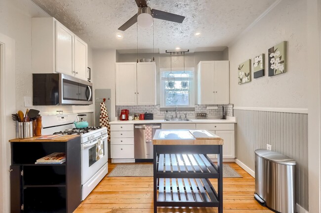 Photo - 3039 S Bannock St