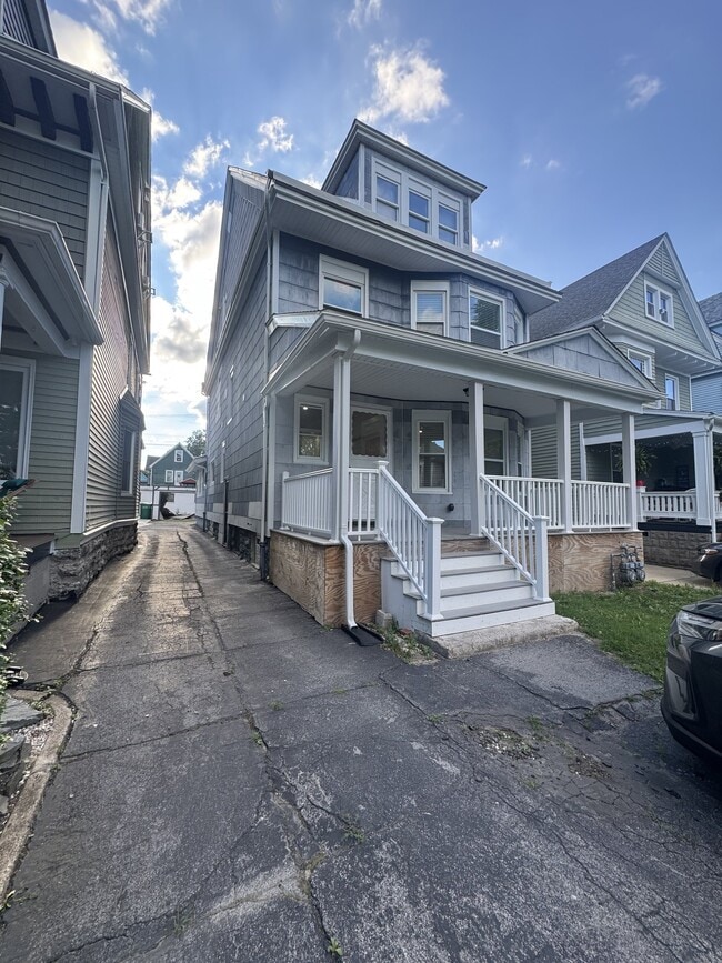 Photo - 348 Baynes St Unit 1