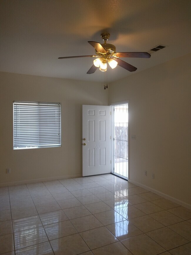 Photo - Huge 4-bedroom single story home