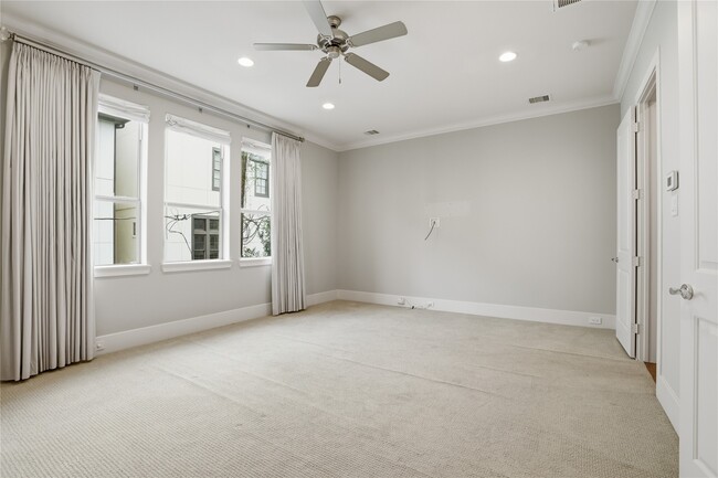 Building Photo - 4734 Aftonshire Dr