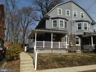Photo - 125-125 Elmwood Ave