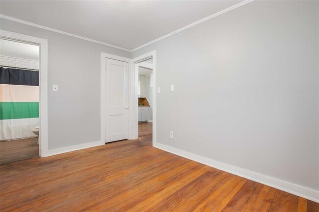 Photo - 2415 N Linn Ave