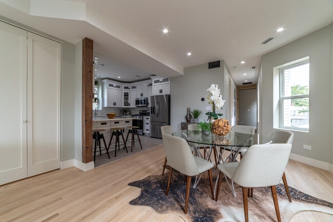 Photo - 4730 W Grace St