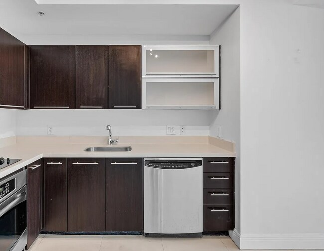 Photo - 90 SW 3rd St Unit 3202