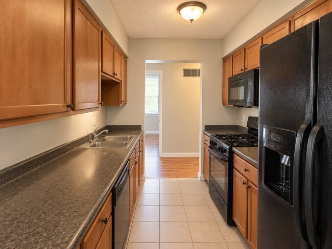 516 Alcove Ave