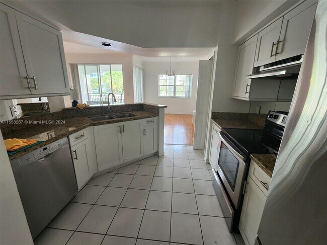 Photo - 3135 NE 184th St Unit #2204