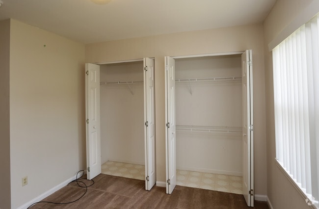 Photo - Hudson Pointe